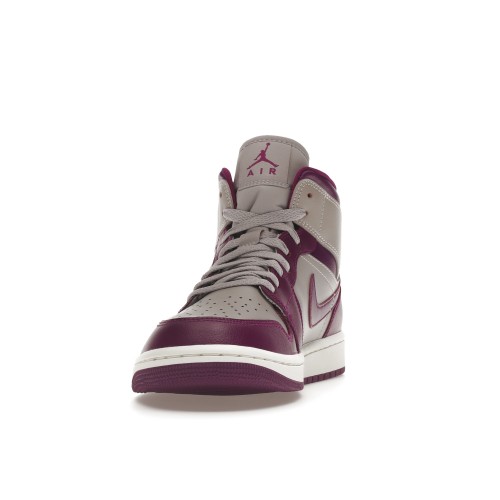 Кроссы Jordan 1 Mid Magenta (2022) (W) - женская сетка размеров