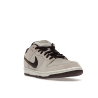 Кроссовки Nike SB Dunk Low Desert Sand Mahogany