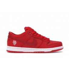 Кроссовки Nike SB Dunk Low Verdy Girls Dont Cry