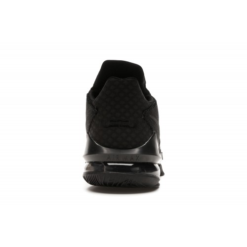 Кроссы Nike LeBron 17 Low Triple Black - мужская сетка размеров