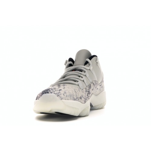 Кроссы Jordan 11 Retro Low Snake Light Bone - мужская сетка размеров