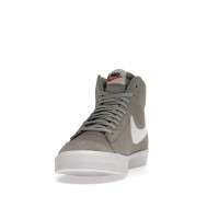 Мужские кроссовки Nike Blazer Mid 77 Light Smoke Grey