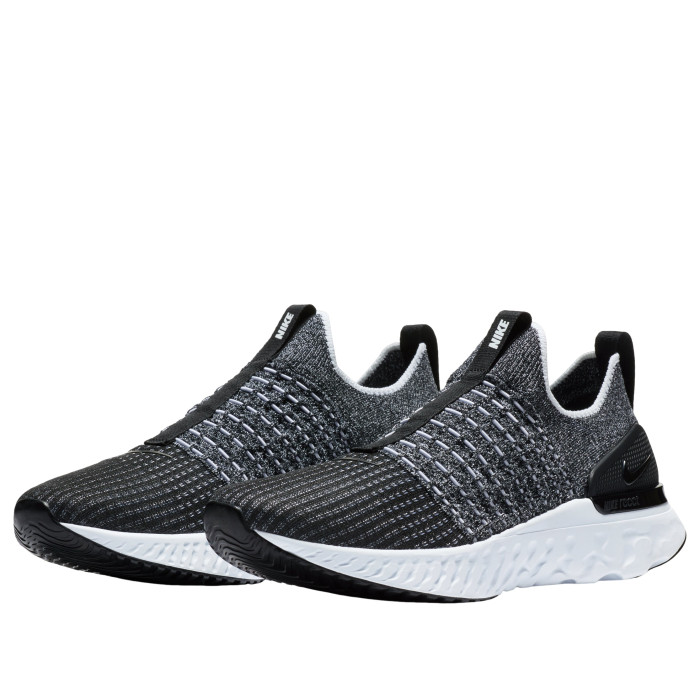 Nike React Phantom Run Flyknit 2 Black Smoke Grey - мужская сетка размеров Nike React Phantom Run Flyknit 2 Black Smoke Grey - мужская сетка размеров