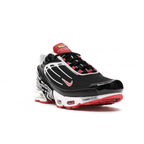 Кроссы Nike Air Max Plus 3 Black White Track Red - мужская сетка размеров