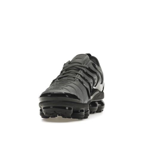 Кроссы Nike Air Vapormax Plus Cool Grey Black - мужская сетка размеров