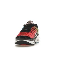 Nike Air Max Plus Worldwide Pack Crimson Green