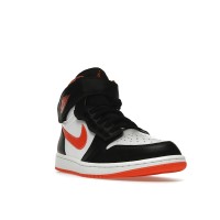 Jordan 1 High FlyEase Turf Orange