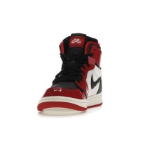 Женские Jordan 1 High Zoom Air CMFT Patent Chicago (W)