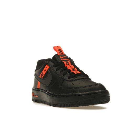 Кроссы Nike Air Force 1 Low LV8 KSA Worldwide Pack Black Total Orange (GS) - подростковая сетка размеров