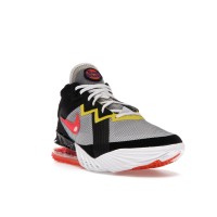Nike LeBron 18 Low Sylvester vs Tweety Space Jam