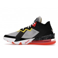 Кроссовки Nike LeBron 18 Low Sylvester vs Tweety Space Jam