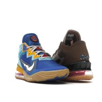 Кроссовки Nike LeBron 18 Low Wile E. vs Roadrunner Space Jam
