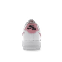 Женские кроссовки Nike Air Force 1 Low 07 SE Love for All (W)