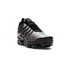 Nike Air VaporMax Plus Neon