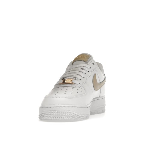 Кроссы Nike Air Force 1 Low 07 Essential White Beige (W) - женская сетка размеров