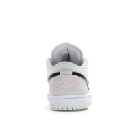 Женские Jordan 1 Low SE Barely Green (W)