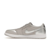 Jordan 1 Low OG Metallic Silver