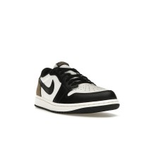 Jordan 1 Retro Low OG Mocha
