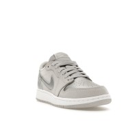 Подростковые Jordan 1 Low OG Metallic Silver (GS)