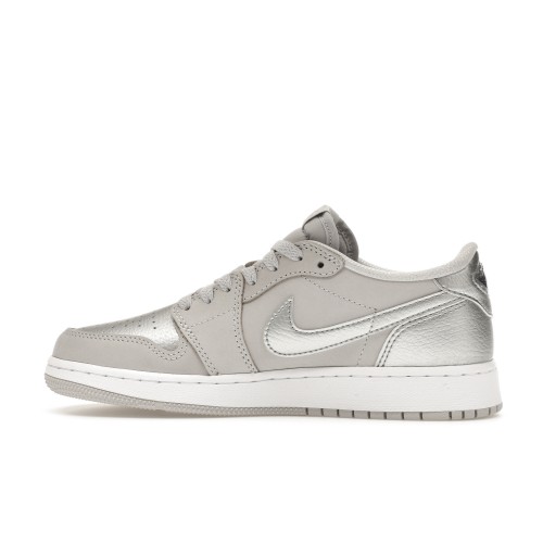 Кроссы Jordan 1 Low OG Metallic Silver (GS) - подростковая сетка размеров