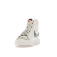 Женские кроссовки Nike Blazer Mid 77 Summit White Silver (W)