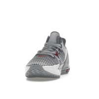 Кроссовки Nike LeBron Witness 6 Pure Platinum
