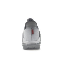 Кроссовки Nike LeBron Witness 6 Pure Platinum