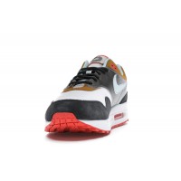 Nike Air Max 1 Graffiti Logo