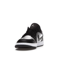 Женские Jordan 1 Low SE Black Metallic Silver (W)