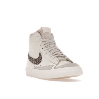 Женские кроссовки Nike Blazer Mid 77 Snake (W)