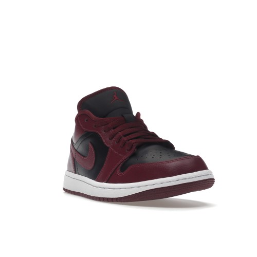 Кроссы Jordan 1 Low Black Dark Beetroot (W) - Женская сетка размеров