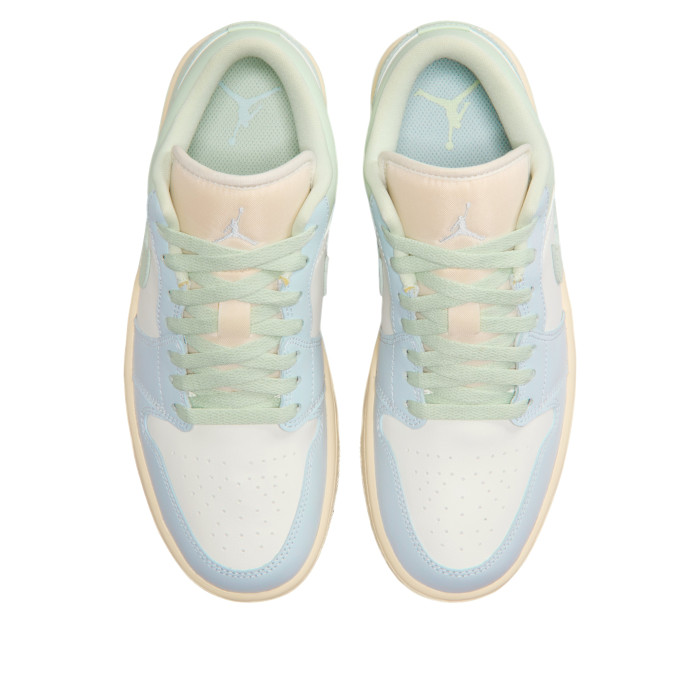 Wmns Air Jordan 1 Low Sail Aura - женская сетка размеров Wmns Air Jordan 1 Low Sail Aura - женская сетка размеров
