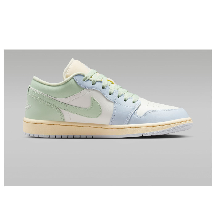 Wmns Air Jordan 1 Low Sail Aura - женская сетка размеров Wmns Air Jordan 1 Low Sail Aura - женская сетка размеров