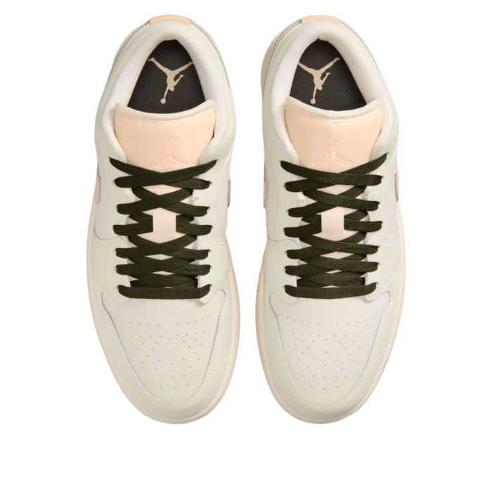 Wmns Air Jordan 1 Low Sail Crimson Tint - женская сетка размеров Wmns Air Jordan 1 Low Sail Crimson Tint - женская сетка размеров