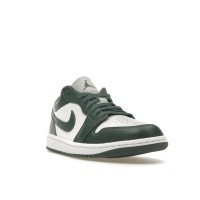 Женские Jordan 1 Low Galactic Jade (W)