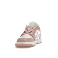 Женские Jordan 1 Low Particle Beige (W)