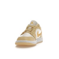 Женские Jordan 1 Low Sail Yellow Ochre (W)