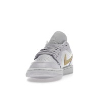 Женские Jordan 1 Low Barely Grape (W)