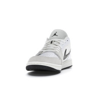 Jordan 1 Low Astrograbber
