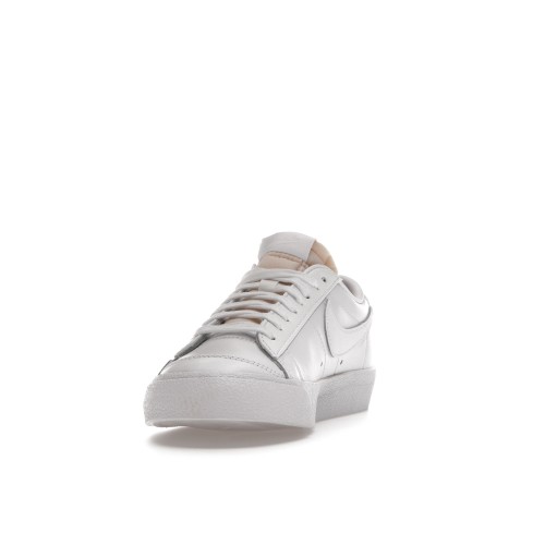 Кроссы Nike Blazer Low 77 White (W) - женская сетка размеров