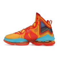 Кроссовки Nike LeBron 19 Tune Squad