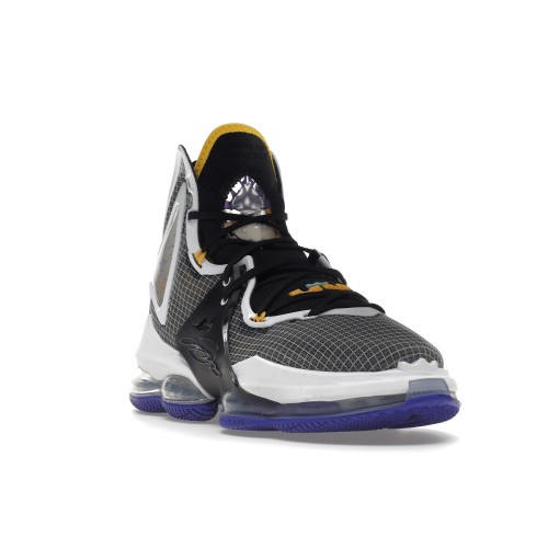 Кроссы Nike LeBron 19 Hardwood Classic - мужская сетка размеров