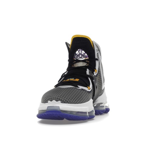 Кроссы Nike LeBron 19 Hardwood Classic - мужская сетка размеров