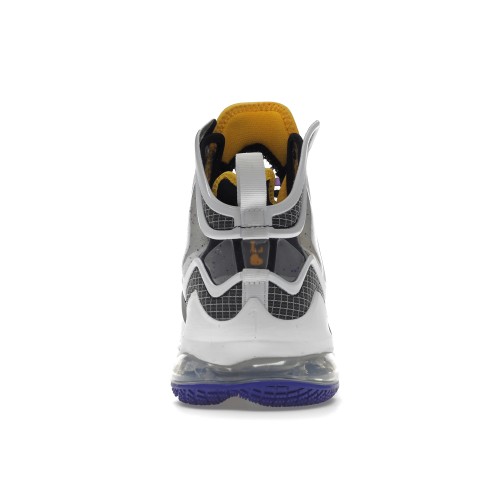 Кроссы Nike LeBron 19 Hardwood Classic - мужская сетка размеров