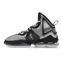 Кроссовки Nike LeBron 19 Royalty