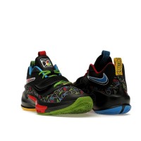 Кроссовки Nike Zoom Freak 3 NRG Uno Face It