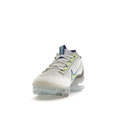 Кроссы Nike Air VaporMax 2021 White Royal Volt - мужская сетка размеров