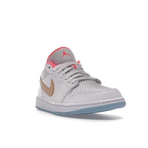 Кроссы Jordan 1 Low SE White Sesame (W) - Женская сетка размеров