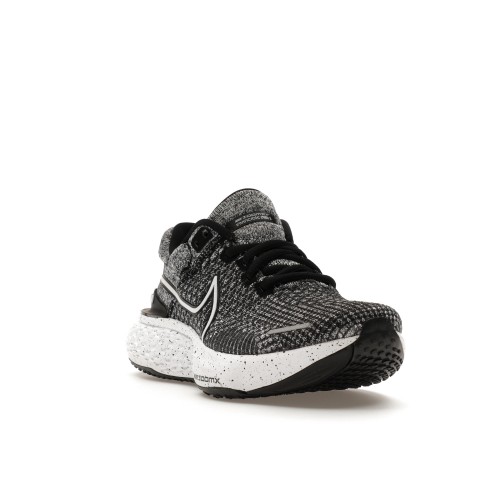 Кроссы Nike ZoomX Invincible Run Flyknit 2 Oreo (W) - женская сетка размеров