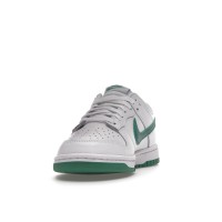 Женские кроссовки Nike Dunk Low White Green Noise (W)